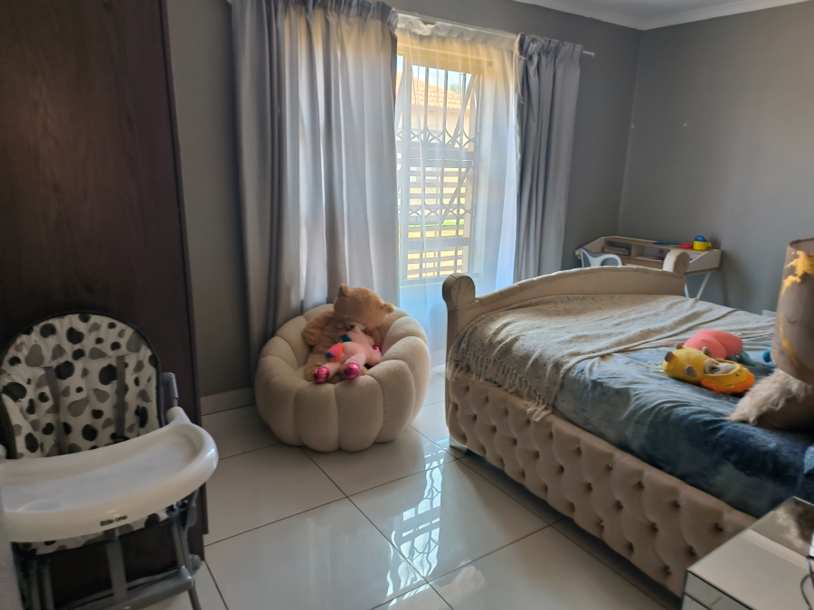 3 Bedroom Property for Sale in Ellaton North West